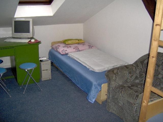 Ifi Hostel Pécs Værelse billede